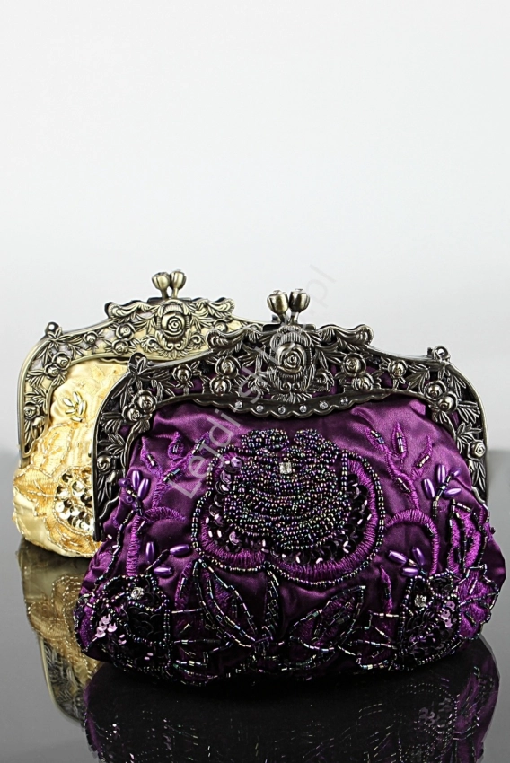 Fioletowa torebka wieczorowa - koraliki, hafty, róża, hand made w stylu wiktoriańskim