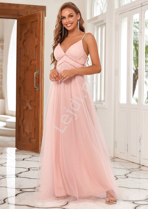 Jasno różowa sukienka zdobiona cekinowymi taśmami 298