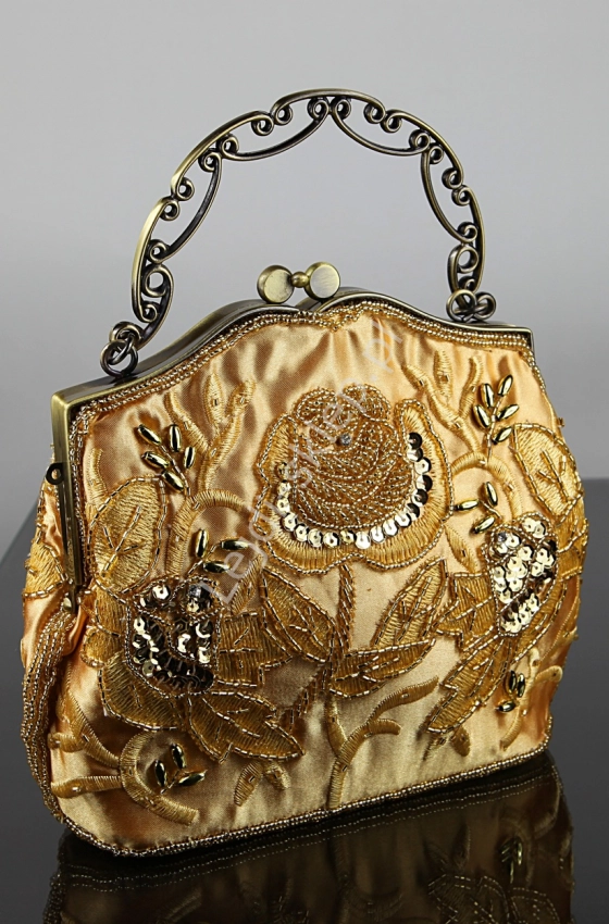 Złota torebka vintage z koralikami, hand made w stylu barokowym 