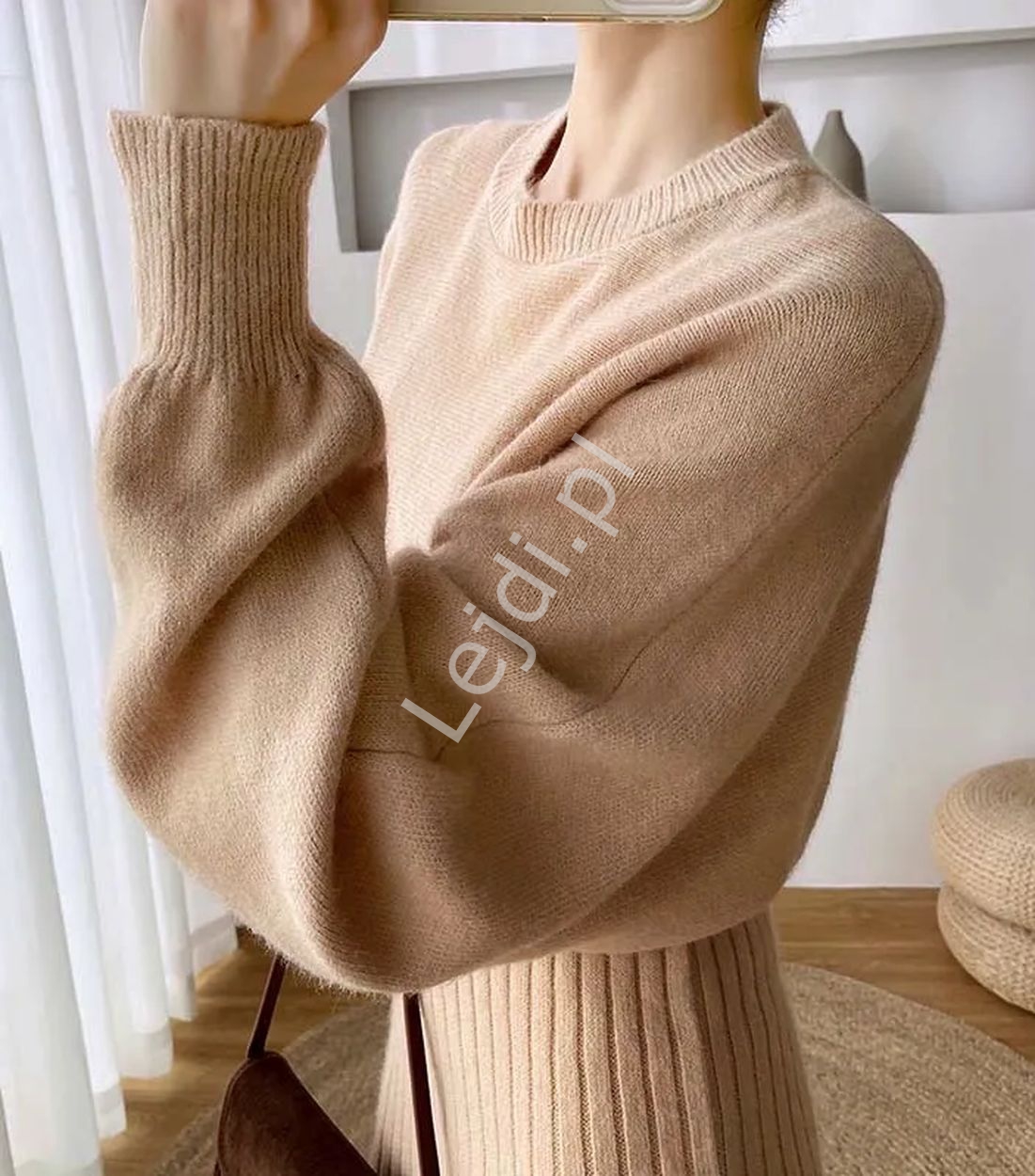 ciepły sweterek