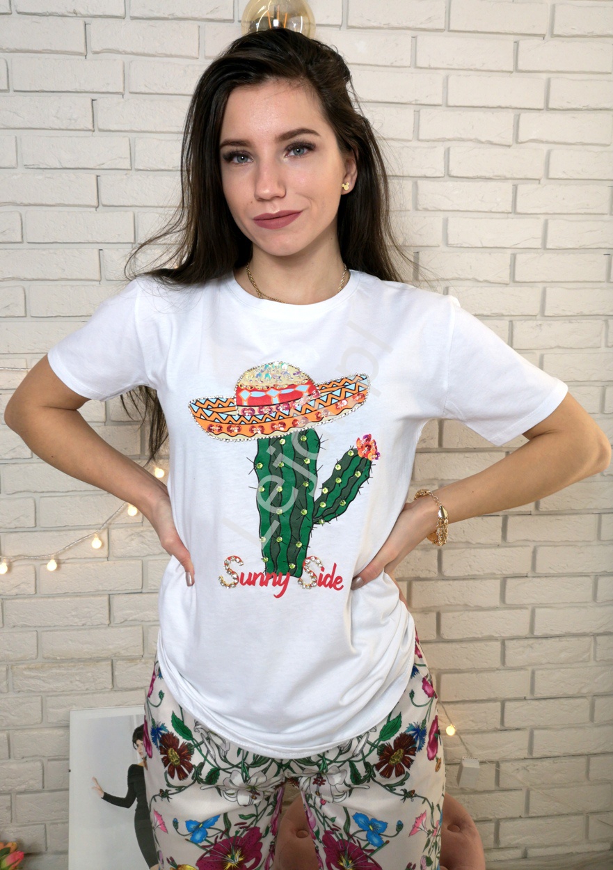 Biała koszulka damska z kaktusem zdobionym kryształkami