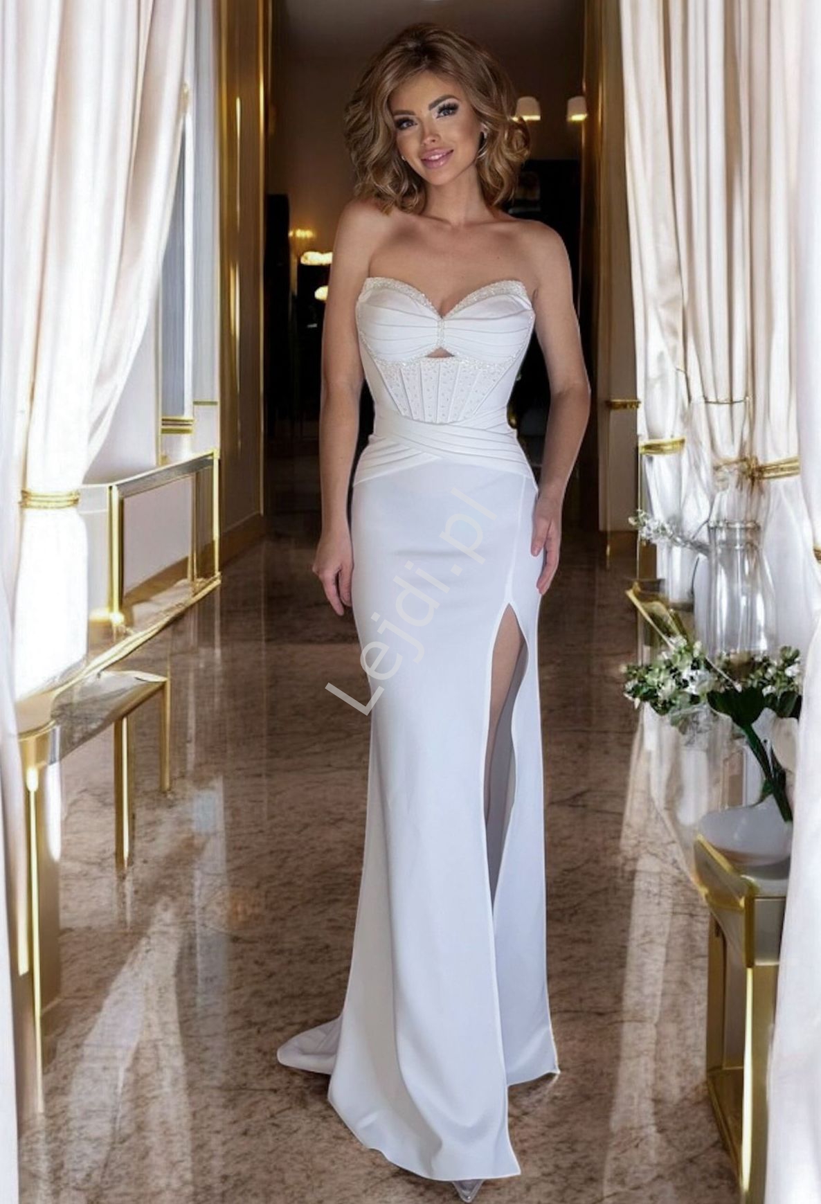 Biała ślubna gorsetowa sukienka PREMIUM z koralikami i zdobieniami z rozcięciem LUCKIN