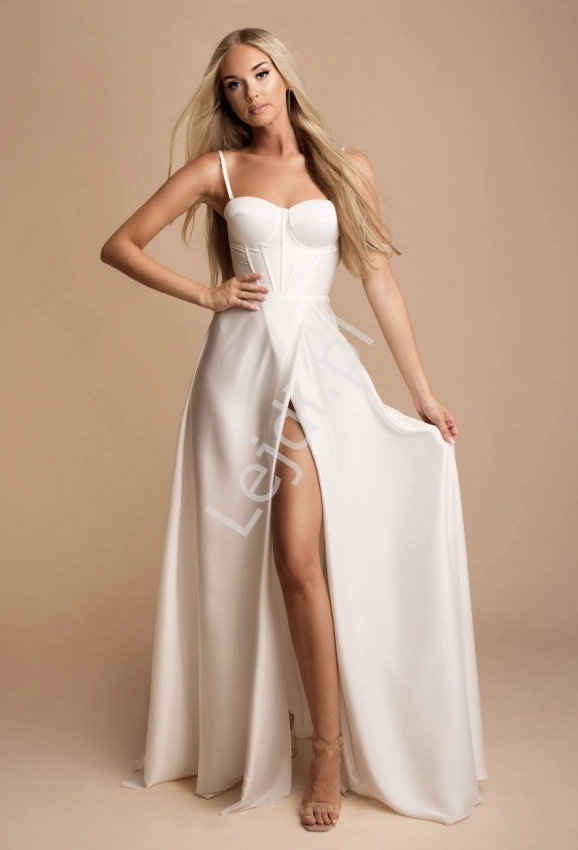 Biała ślubna sukienka z gorsetem i wiązaniem na plecach, Francuska sukienka ślubna 2331