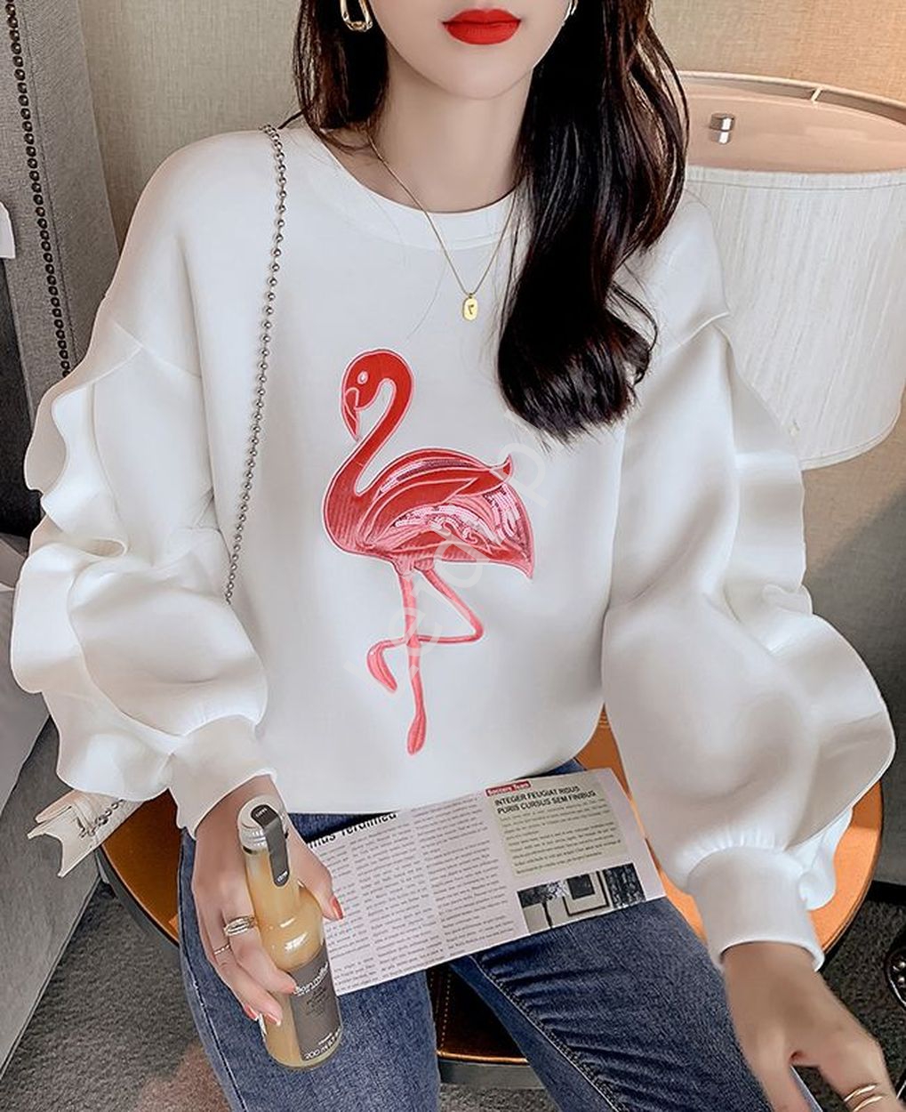 Biała stylowa bluza damska z flamingiem