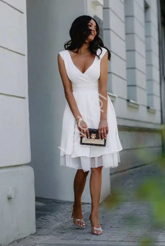 Biało kremowa sukienka do ślubu cywilnego, na koktajl party KM223