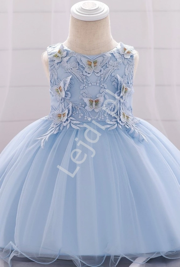 Błękitna delikatna sukienka dla dziewczynki z motylkami 899
