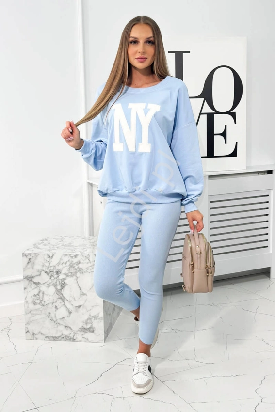 Błękitne dresy damskie New York, luźna bluza i legginsy w prążek 9459