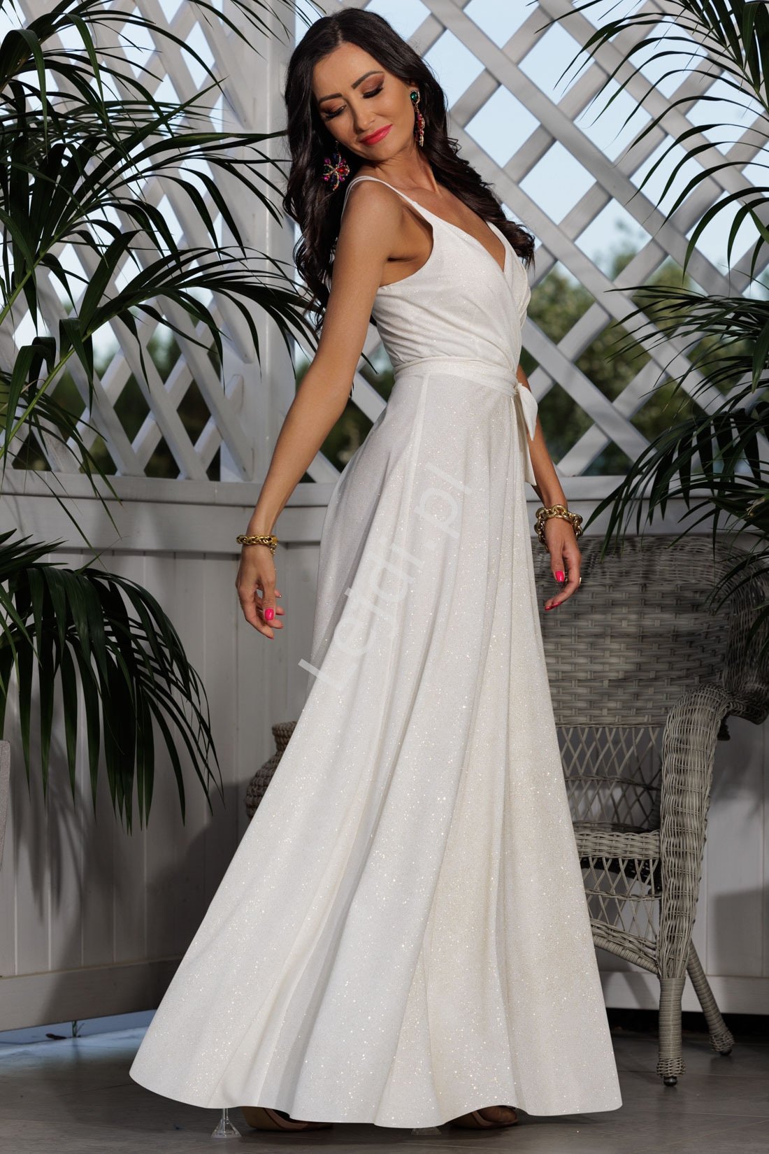 biała sukienka wow