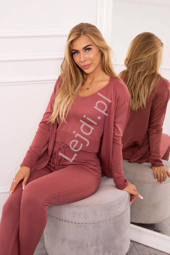 Brudno różowy sweterkowy komplet 3 częściowy zestaw top,legginsy, kardigan 2021
