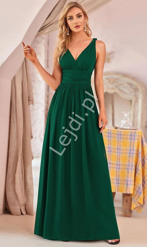 Butelkowo zielona sukienka wieczorowa o wyszczuplającym kroju