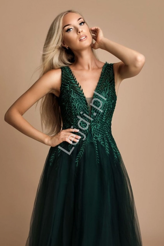 Butelkowo zielona sukienka wieczorowa z odsłoniętymi plecami 2319