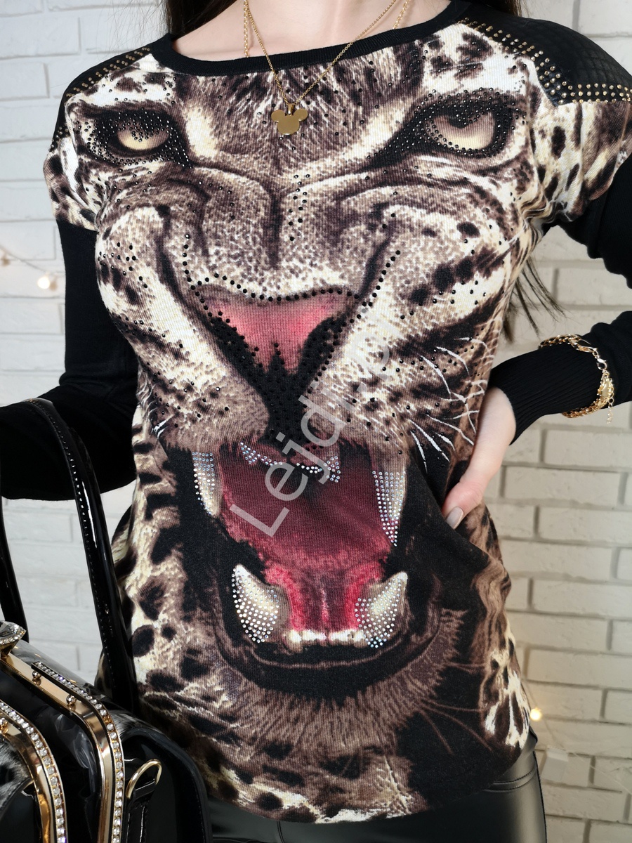 Cienka sweterkowa bluzka z tygrysem i kryształkami