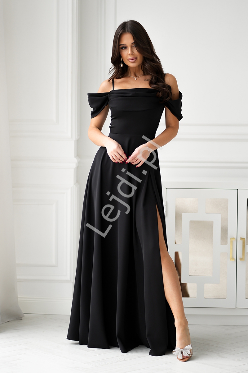 Czarna długa połyskliwa suknia wieczorowa typu hiszpanka z rozporkiem na nodze hb320