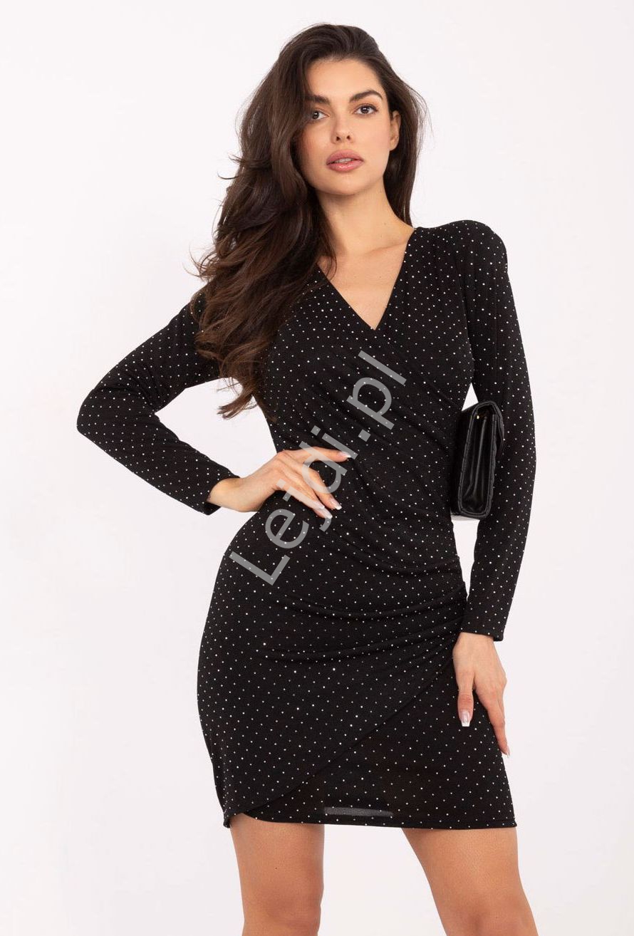 Czarna drapowana sukienka z połyskliwymi kryształkami 20277