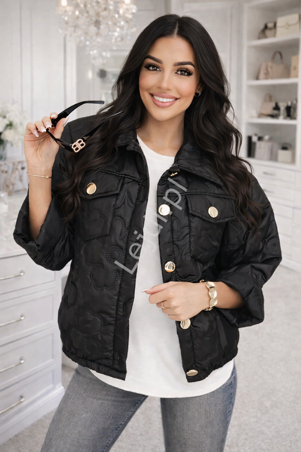 Czarna kurtka damska przejściowa pikowana kwiatkami 5719