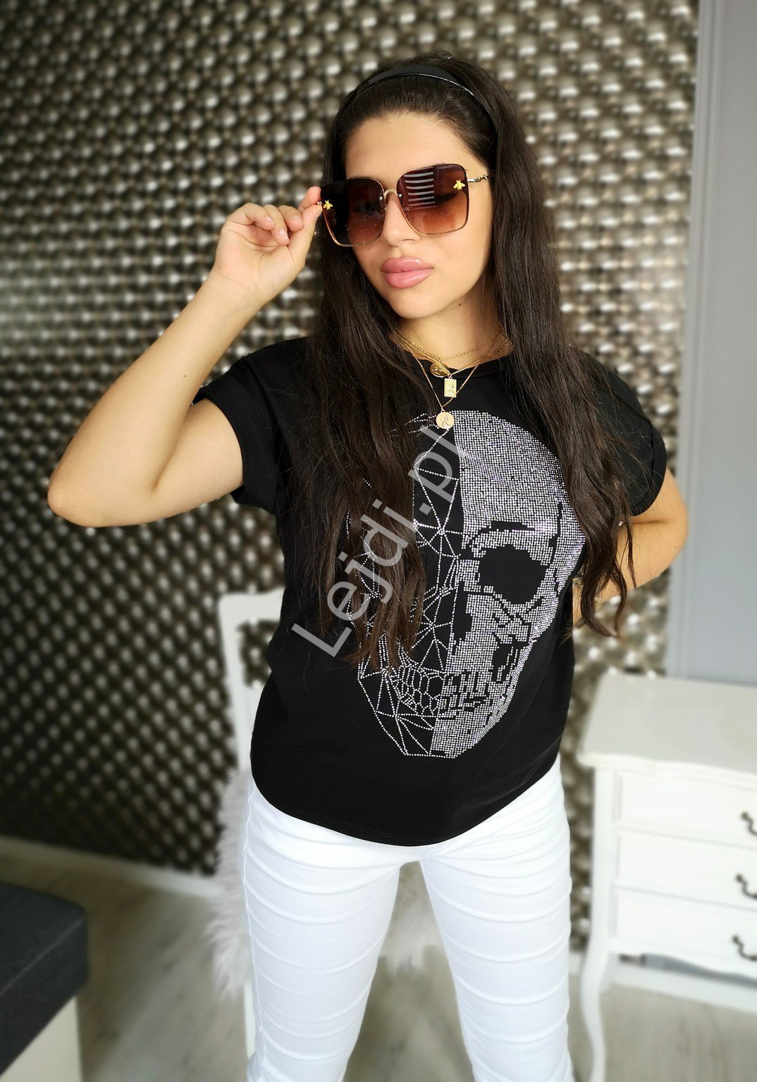 Czarny t-shirt skull z kryształkami, bawełniana koszulka z czaszką kryształkową