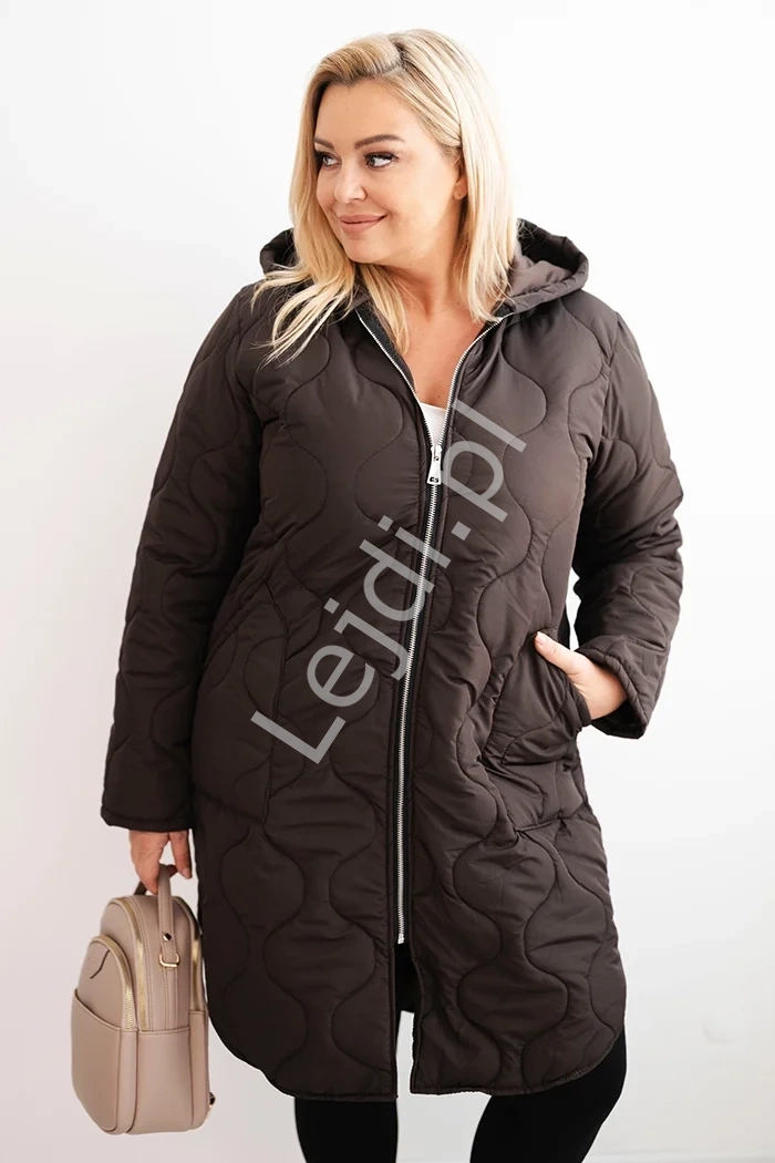 Czekoladowa pikowana kurtka damska Plus Size 5343