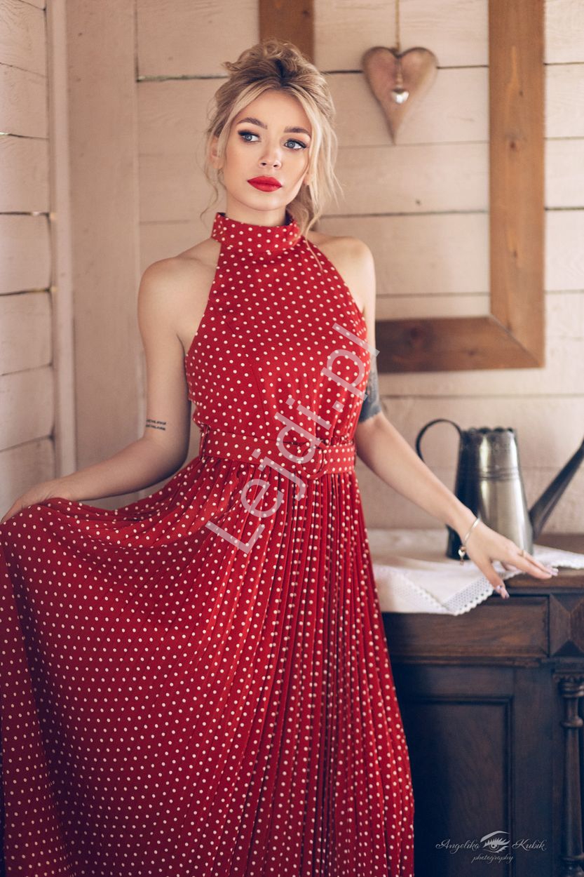  Czerwona plisowana sukienka w groszki białe, letnia sukienka maxi