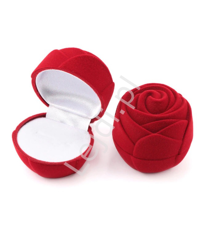 Czerwona róża na prezent, pudełko na biżuterię