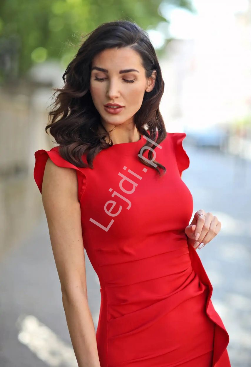 Czerwona sukienka ołówkowa o długości midi z falbaną