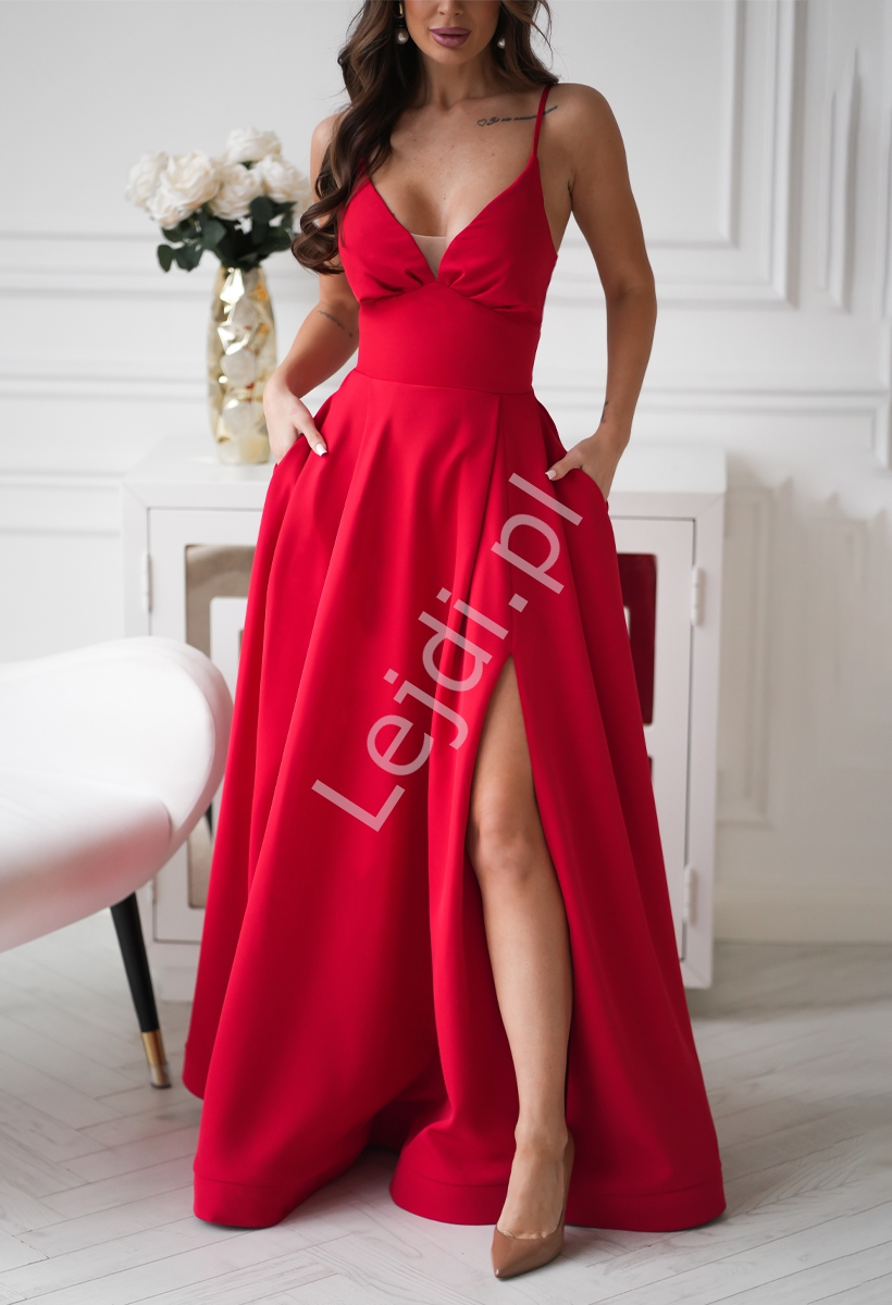 Czerwona sukienka z dekoltem w szpic z usztywnianym dołem hb341