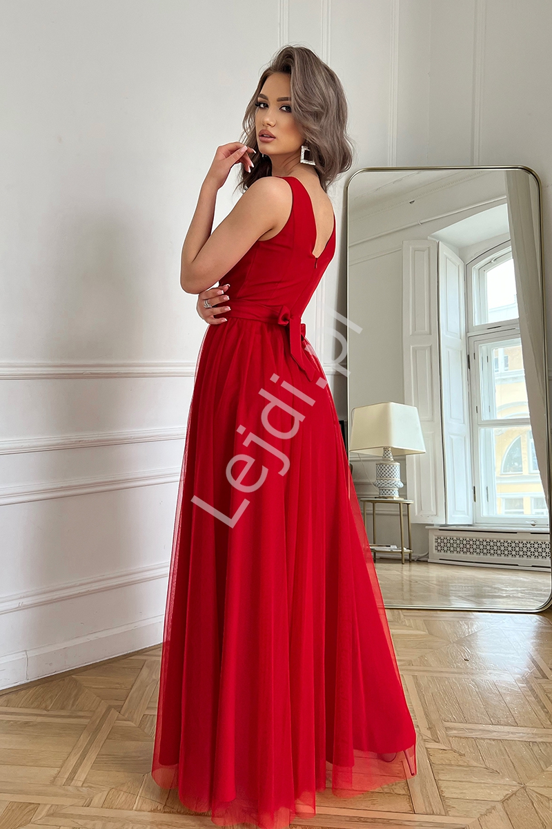 Czerwona suknia na studniówkę, wesele, sylwestra