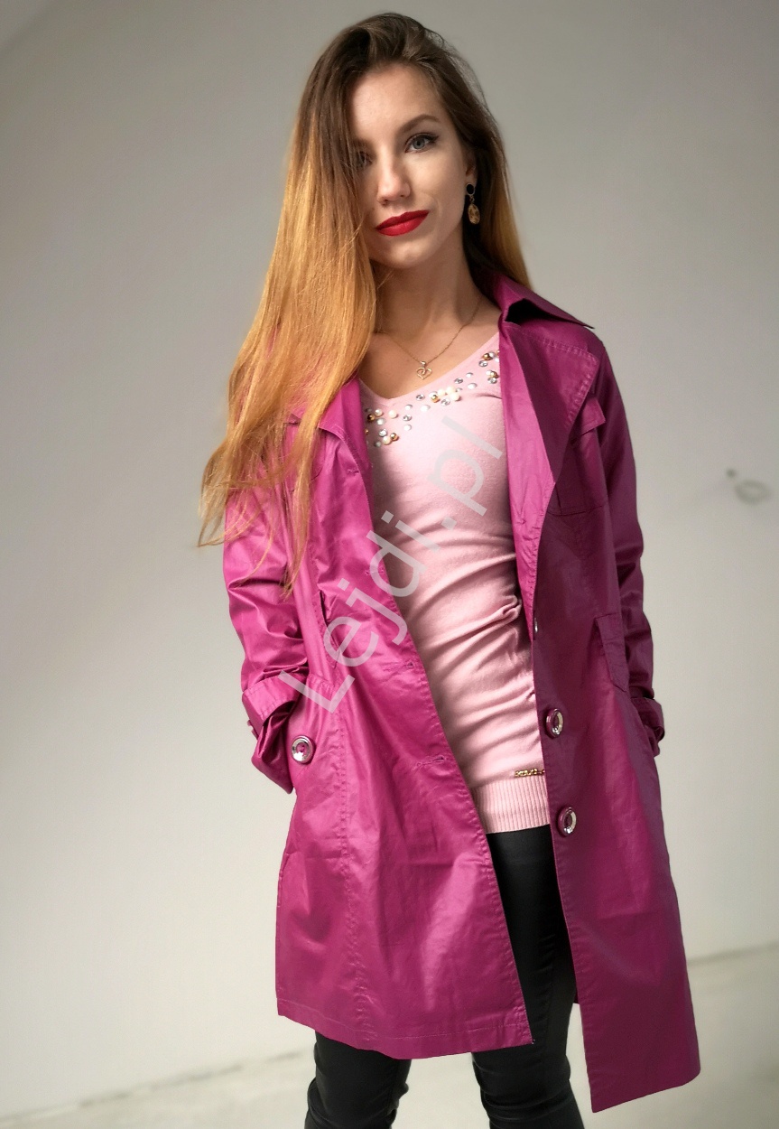 fioletowy płaszcz