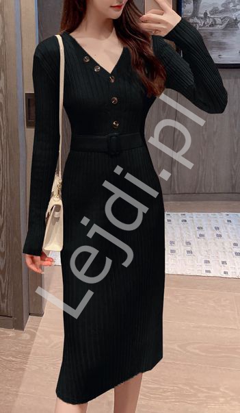 Dzianinowa czarna sukienka sweterkowa z guziczkami 4130 - Lejdi