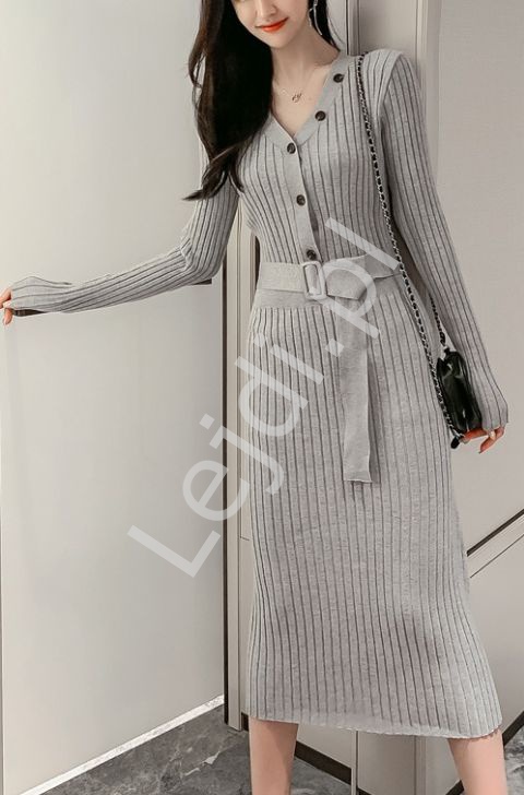 Dzianinowa szara sukienka sweterkowa z guziczkami 4130 - Lejdi