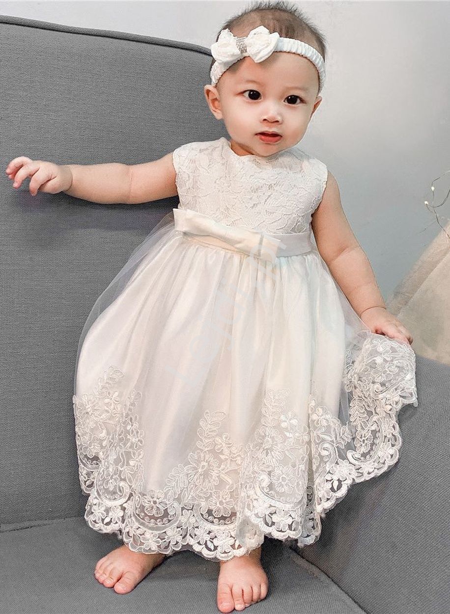  Elegancka dziecięca sukienka na chrzciny w komplecie z opaską