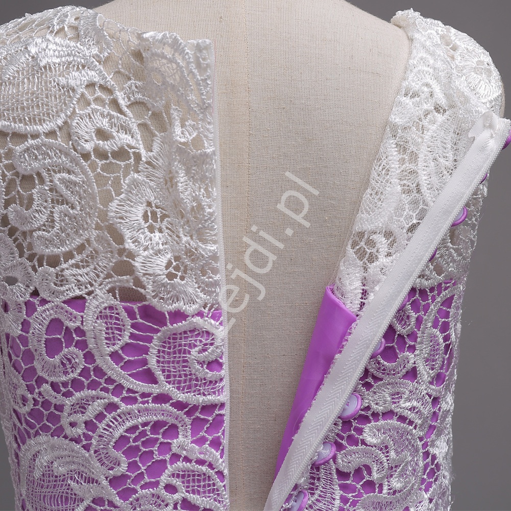 Granatowa długa suknia dla dziewczynki tiulowa z białą koronką na dekolcie  007
