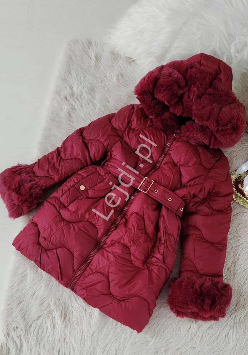 Gruby mega ciepły bordowy płaszcz dla dziewczynki z odpinanym futrem