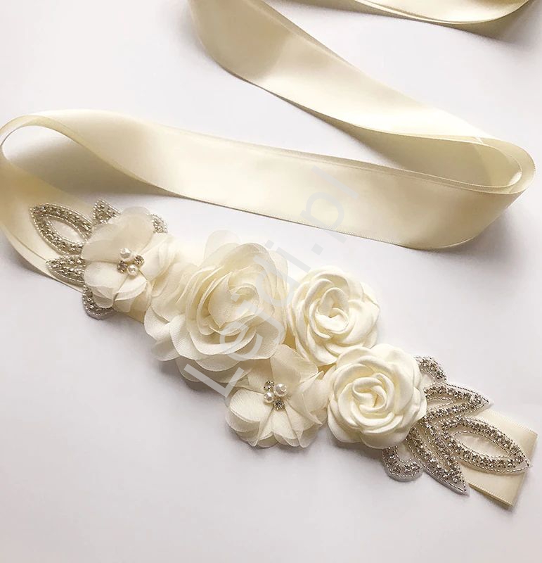 Jasno beżowy pasek do sukienki z kwiatami 3D