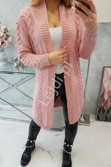 Różowy sweter damski