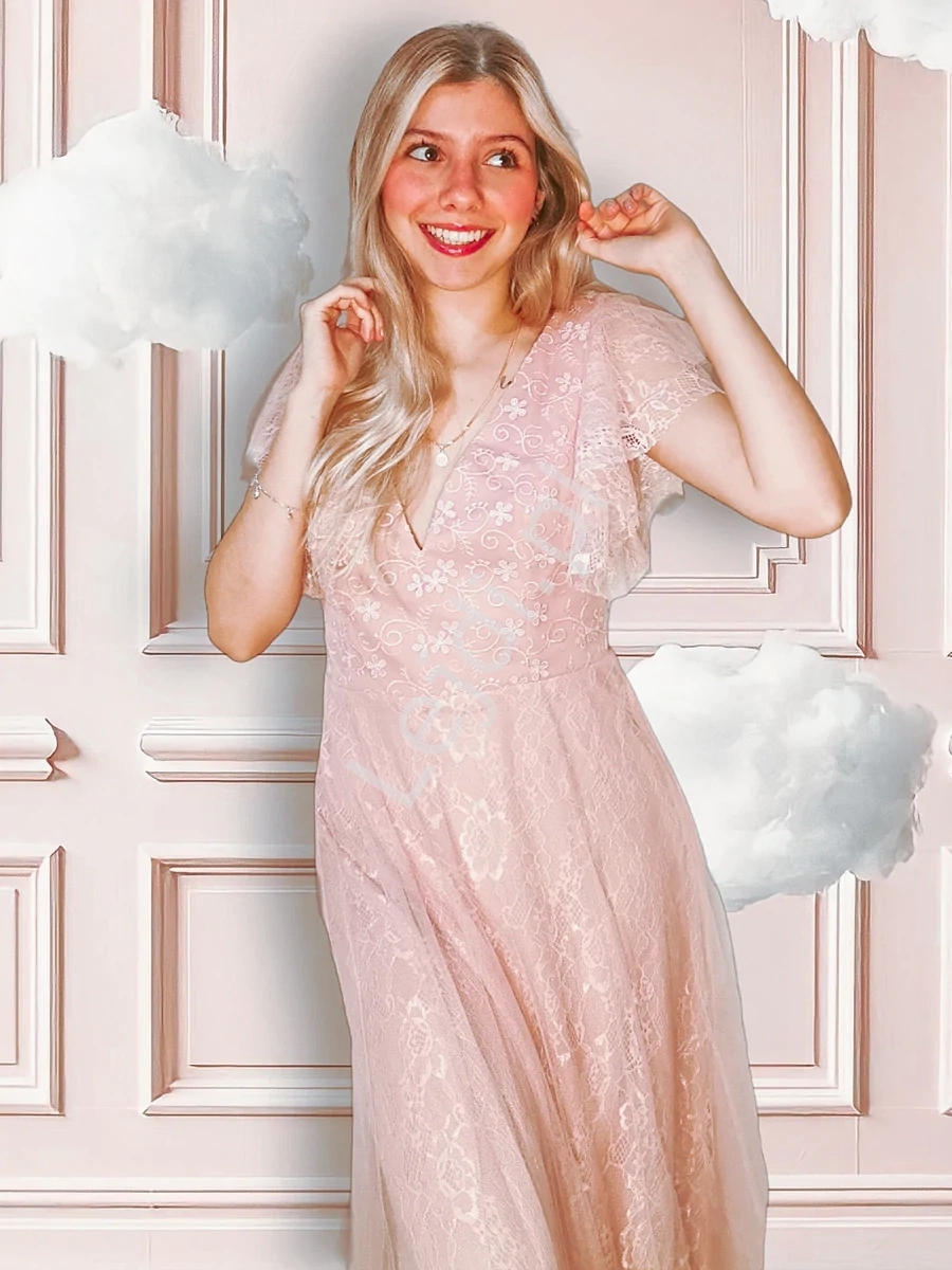 Jasno różowa suknia weselna, dla świadkowej, koronkowa sukienka