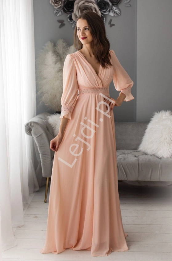 Jasno różowa szyfonowa sukienka na wesele w stylu boho 1414