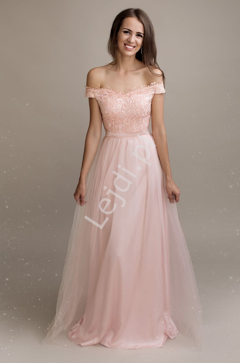 Jasno różowa tiulowa sukienka z dekoltem carmen z koronką 2197 - Lejdi