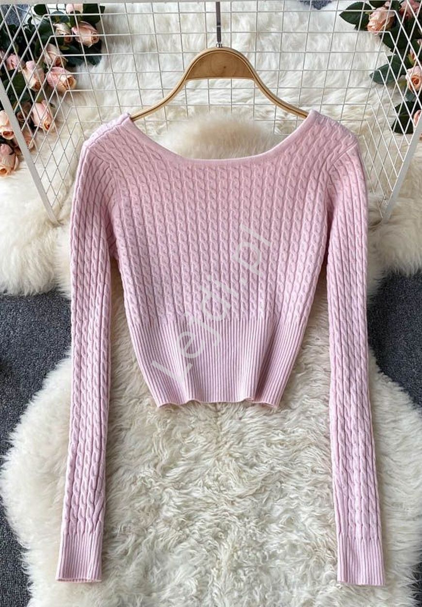 Jasno różowy sweter krótki w wzory