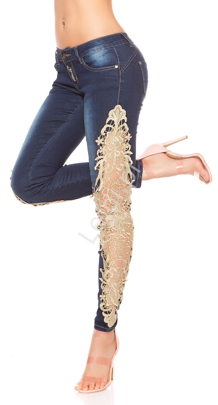 Jeansy modelujące sylwetkę ze złotą gipiurową koronką, biodrówki, wyszczuplające