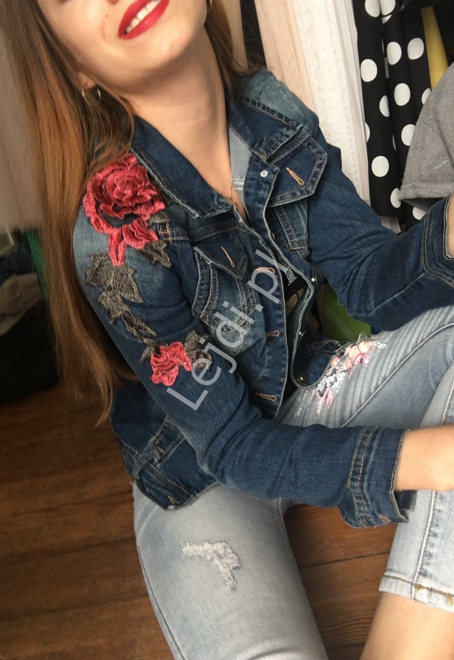 Katana jeansowa z kwiatami, damska kurtka jeansowa w kwiaty