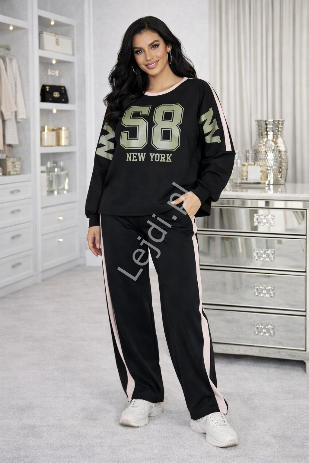 Komplet damski dresowy czarny, dresy damskie 58 New York