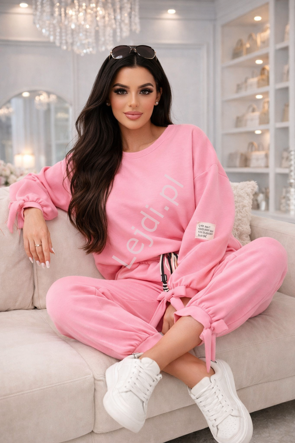 Komplet damskie z wiązanym ściagaczem cukierkowy różowy 7841