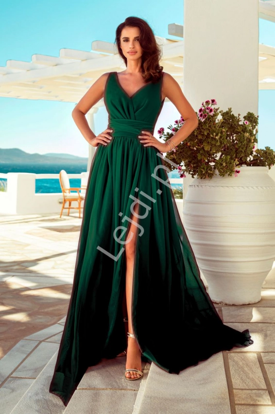 Butelkowo zielona sukienka szyfonowa o wyszczuplającym kroju, m417