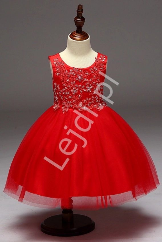 Czerwona sukienka z obfitą tiulową spódnicą dla dziewczynek