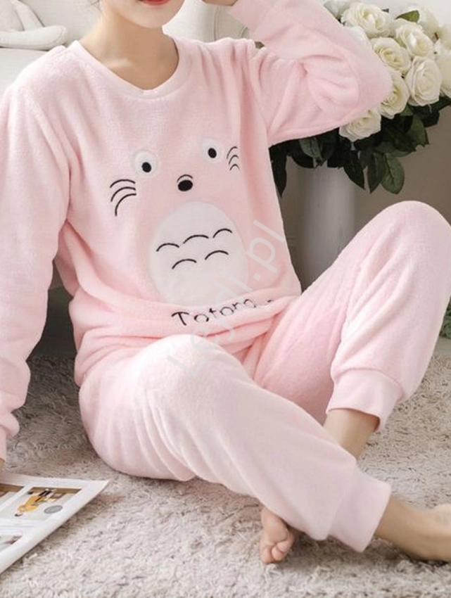Ciepła piżama zimowa w jasno różowym kolorze, gruby dres domowy 5071