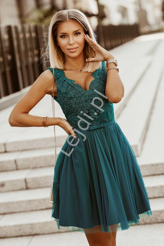 Krótka zielona sukienka wieczorowa z tiulem HB2206