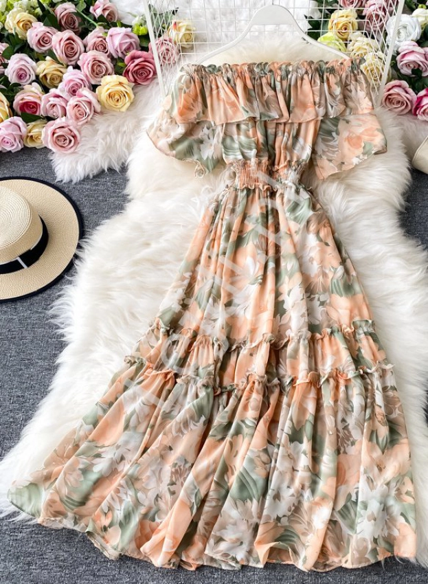 Letnia sukienka szyfonowa w kwiaty brzoskwiniowe 