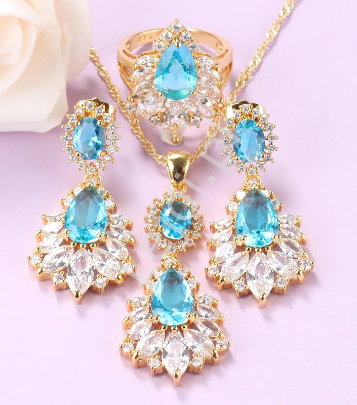 Luksusowy zestaw z niebieskim kryształem pozłacany 4 częściowy
