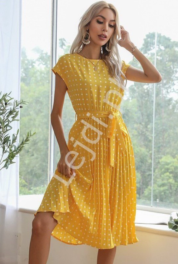 Plisowana sukienka żółta w groszki, elegancka sukienka rozkloszowana