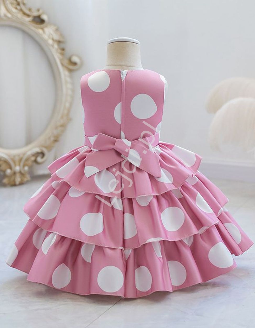elegancka sukienka dla dziewczynki na wesele